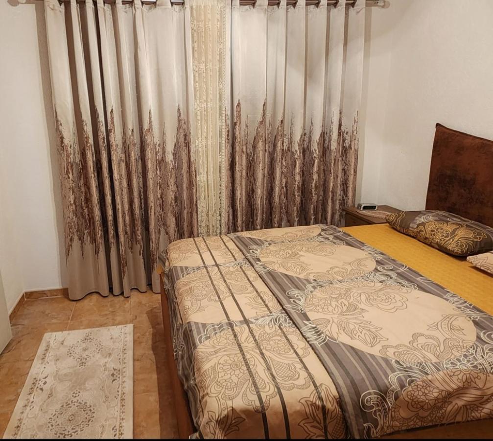 Apartments Ishmi In Center Of Ulcinj Cameră foto